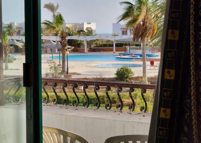 Royal - Ras Suder Ras Sudr